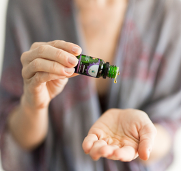 Be Careful With Essential Oils: The Truth About Sensitization